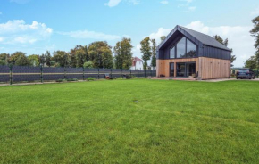 Beautiful Home In Nowe Warpno With Sauna, Nowe Warpno